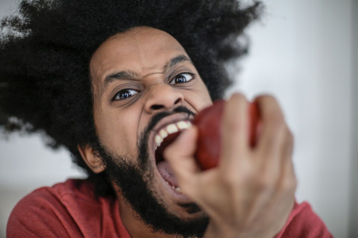 The Connection Between Diet and Oral Health: What You Need to Know