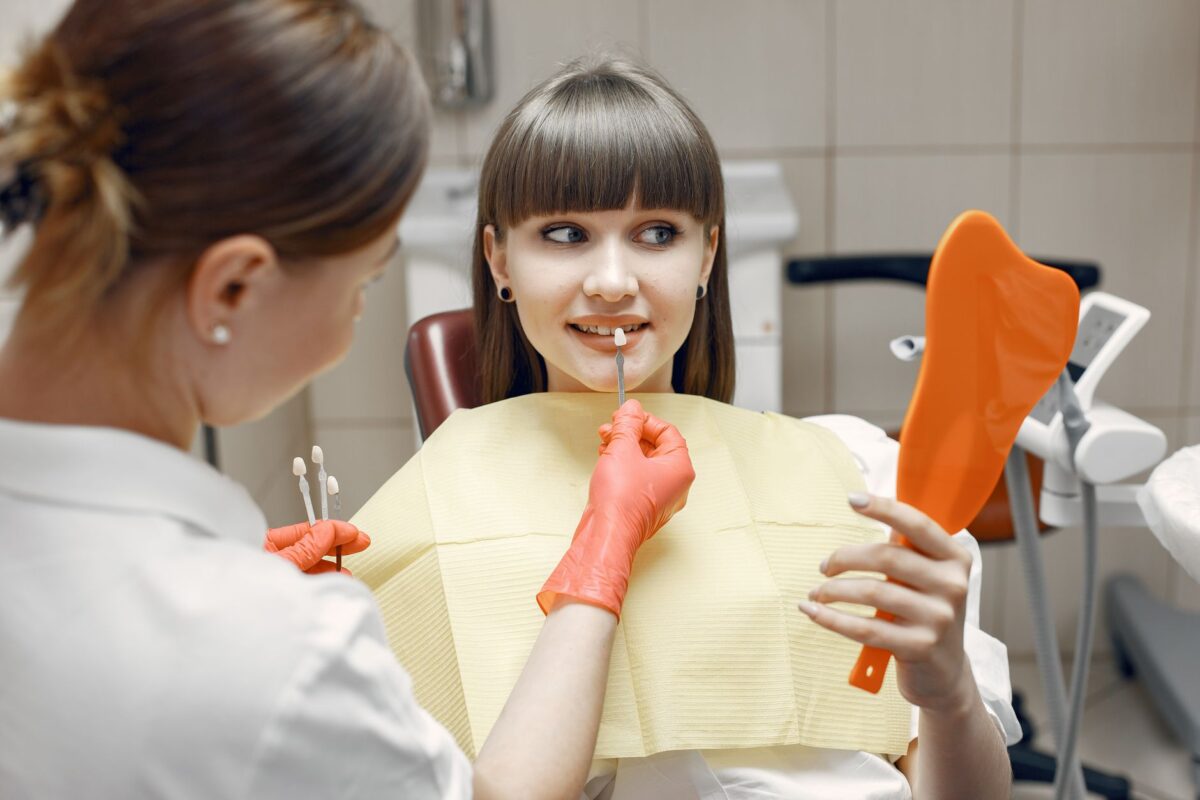 Exploring the Benefits of Professional In-Office Whitening for a Brighter Smile