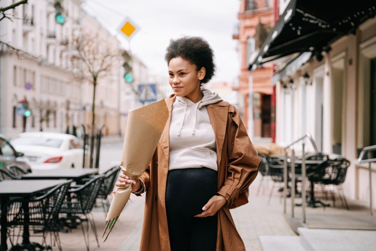 Is Teeth Cleaning Safe During Pregnancy? Timing, X-Rays, and Gum Bleeding
